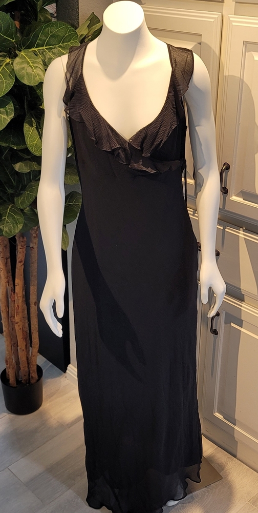 Black sleeveless v-neck silk dress size L